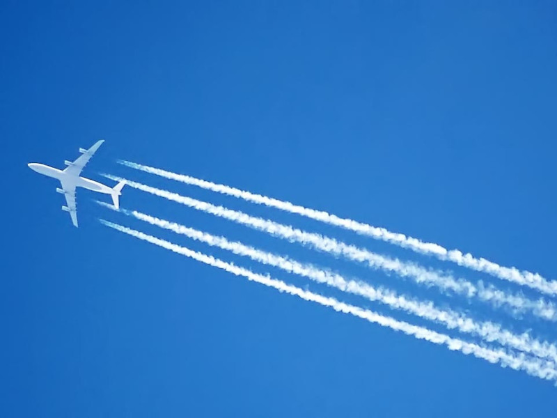 Contrails